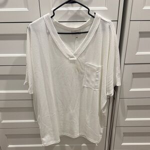 ANDREE BY UNIT White V-Neck Blouse